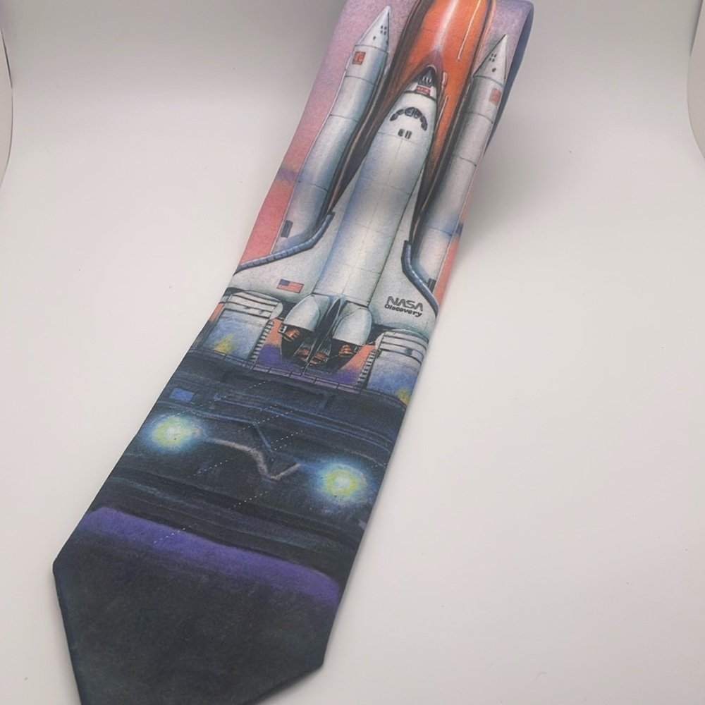 Ralph Marlin 1989 - Shuttle Discovery Tie